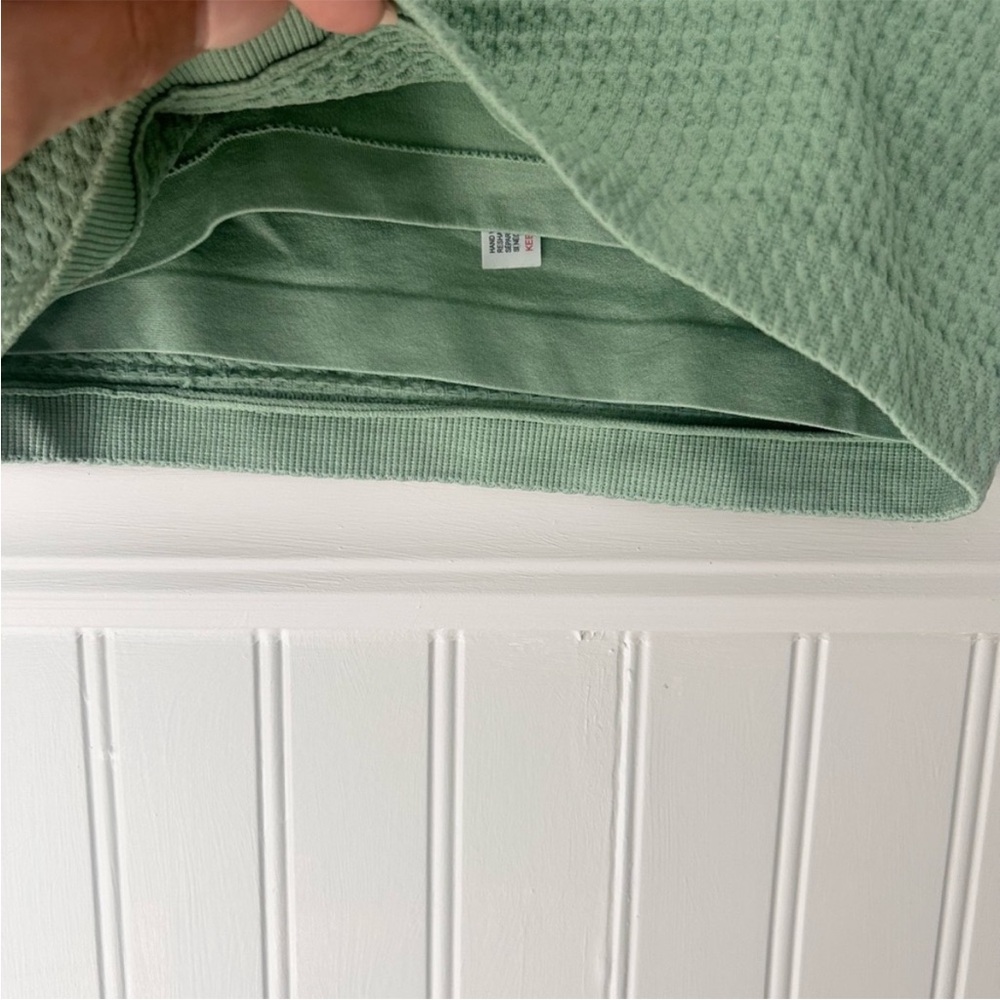 Altar'd State XS Sage Green Textured Crop Top - Picture 4 of 6